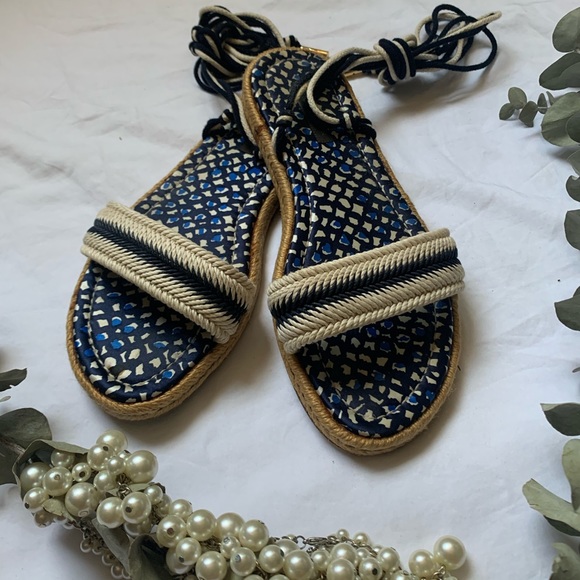 Louis Vuitton Lace-Up Strappy Sandals - Picture 8 of 8